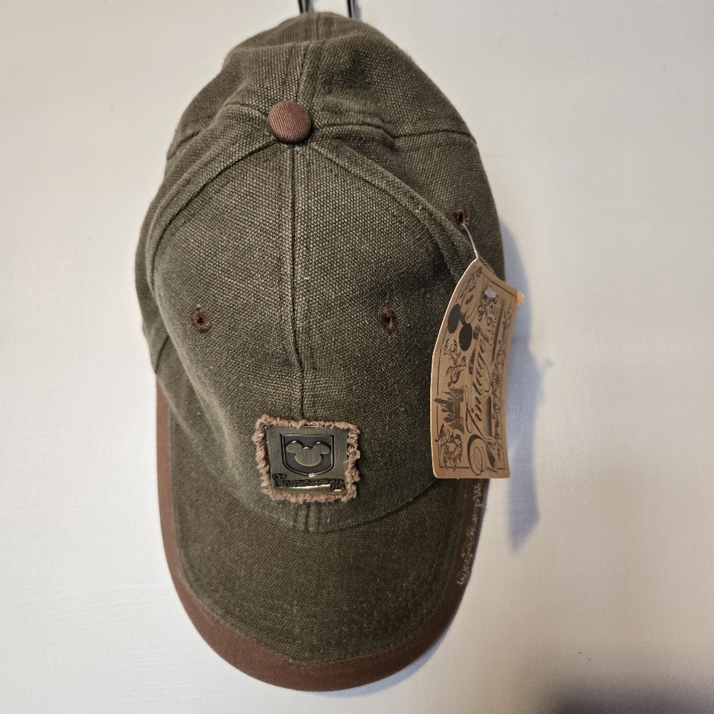 Vintage Walt Disney World Resort Metal Badge Hat Adult Strap Back Cap Brown